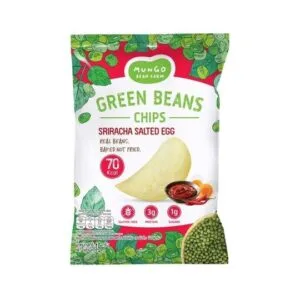 Mungo Bean Farm Chips Sriracha Salt Egg 15g – spicy salted egg mung bean chips